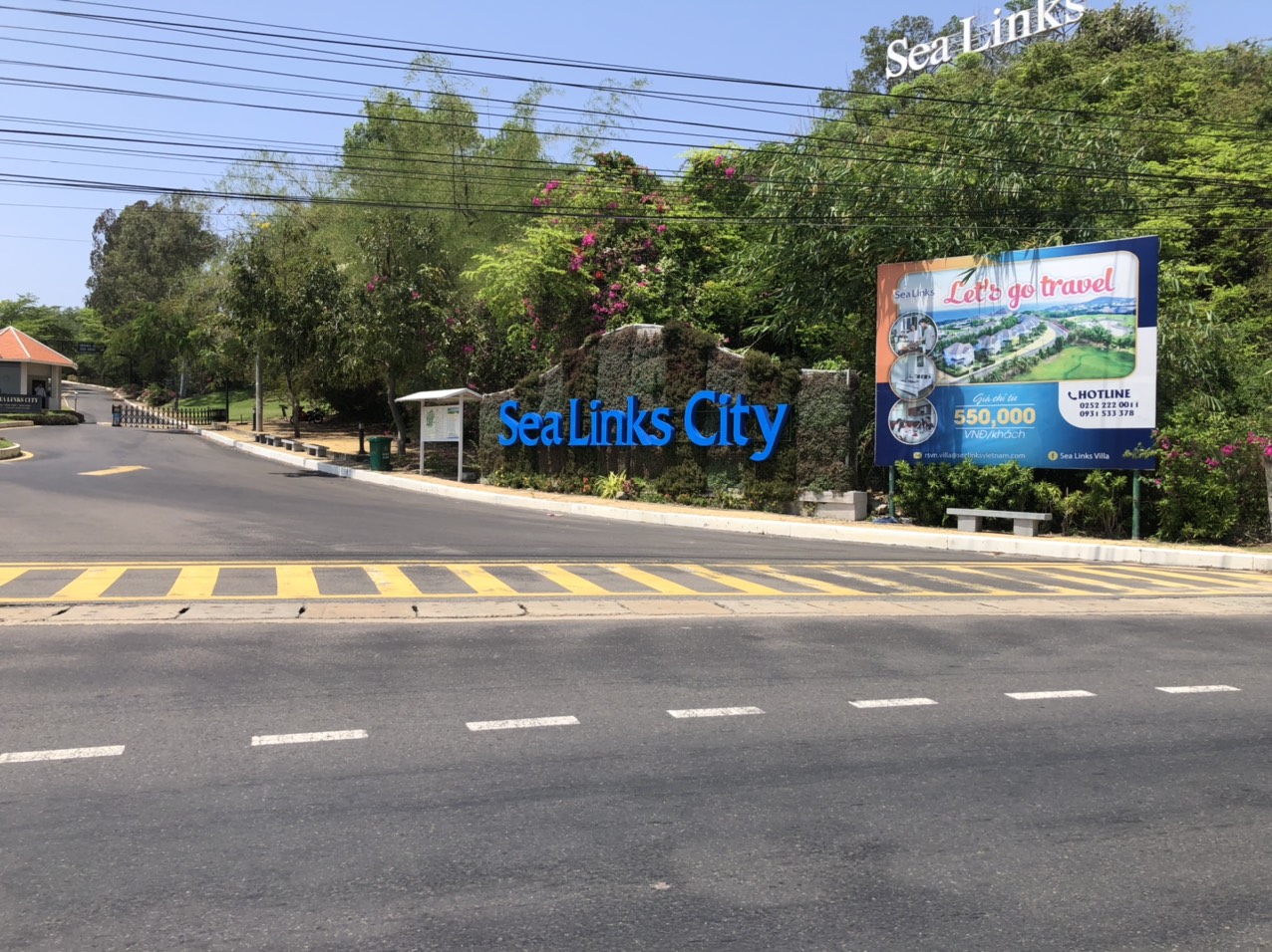 THUÊ XE 16 CHỖ TẠI TPHCM ĐI SEALINK MŨI NÉ