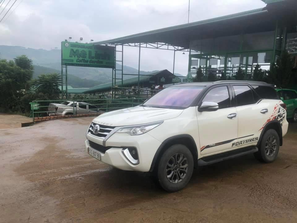 Thuê xe 7 chỗ cao cấp tại TPHCM