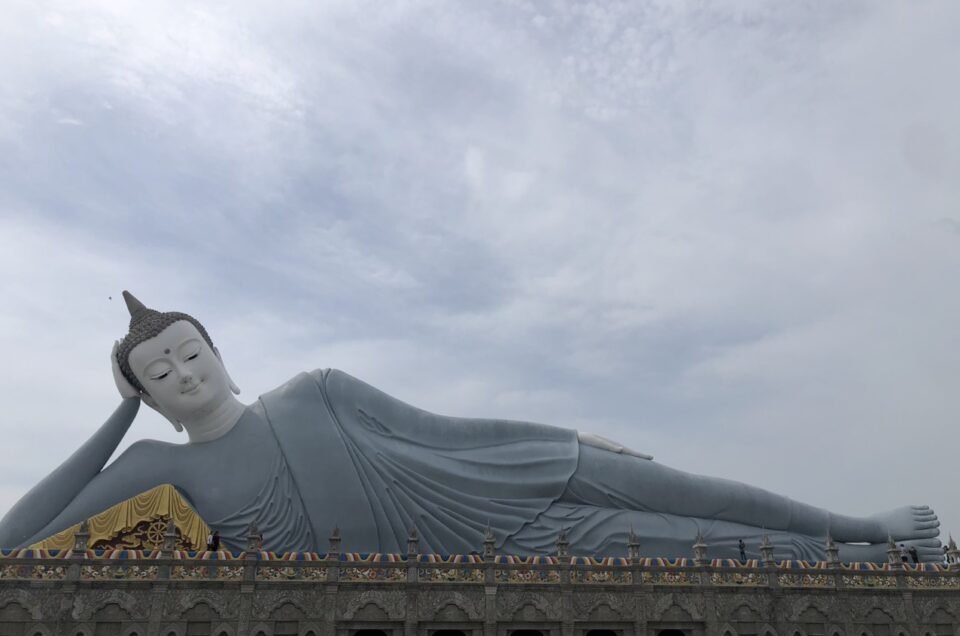 Tượng Phật Mới Tại Chùa Somkrong