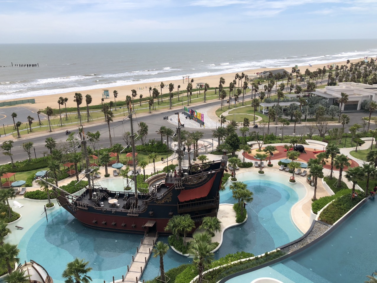 THUÊ XE 29 CHỖ ĐI PHAN THIẾT- MŨI NÉ TẠI TPHCM