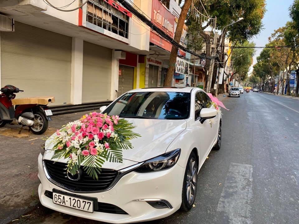 thuê xe cưới rước dâu tại TPHCM