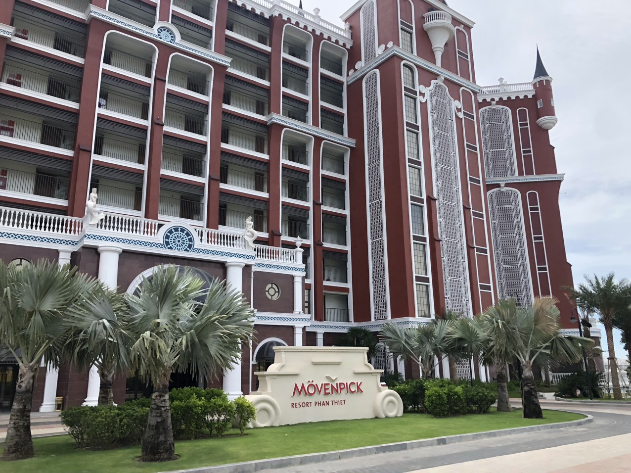 THUÊ XE DU LỊCH TẠI TPHCM THAM QUAN NOVAWORLD